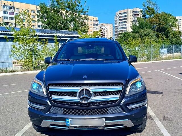 Мерседес ГЛ-Клас, об'ємом двигуна 3 л та пробігом 253 тис. км за 22000 $, фото 1 на Automoto.ua