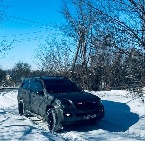 Сірий Мерседес ГЛ-Клас, об'ємом двигуна 4.66 л та пробігом 346 тис. км за 11800 $, фото 1 на Automoto.ua