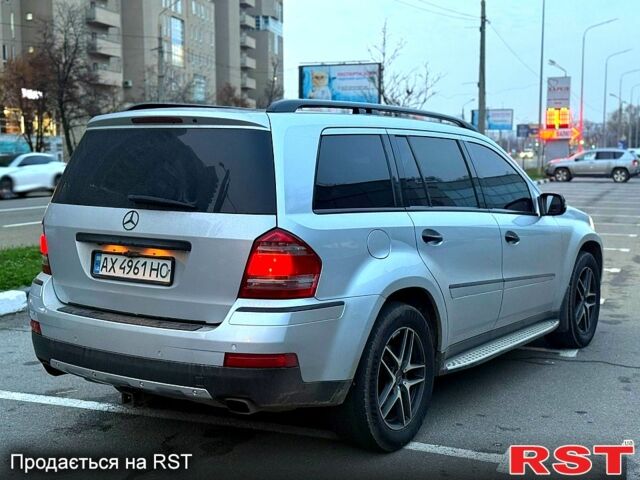 Сірий Мерседес ГЛ-Клас, об'ємом двигуна 3 л та пробігом 300 тис. км за 15000 $, фото 1 на Automoto.ua