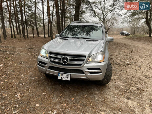 Сірий Мерседес ГЛ-Клас, об'ємом двигуна 2.99 л та пробігом 284 тис. км за 16800 $, фото 1 на Automoto.ua