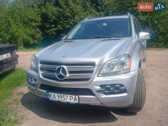 Мерседес ГЛ-класс 2010 в Чернухах на Automoto.ua Серый Мерседес ГЛ-класс, объемом двигателя 3 л и пробегом 250 тыс. км за 15200 $, фото 1 на Automoto.ua