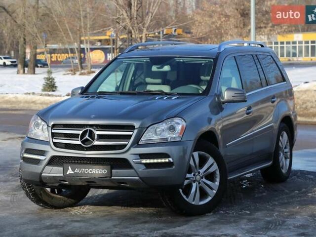 Серый Мерседес ГЛ-класс, объемом двигателя 4.66 л и пробегом 193 тыс. км за 15500 $, фото 1 на Automoto.ua
