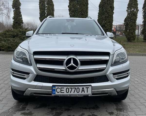 Серый Мерседес ГЛ-класс, объемом двигателя 3 л и пробегом 350 тыс. км за 22000 $, фото 1 на Automoto.ua