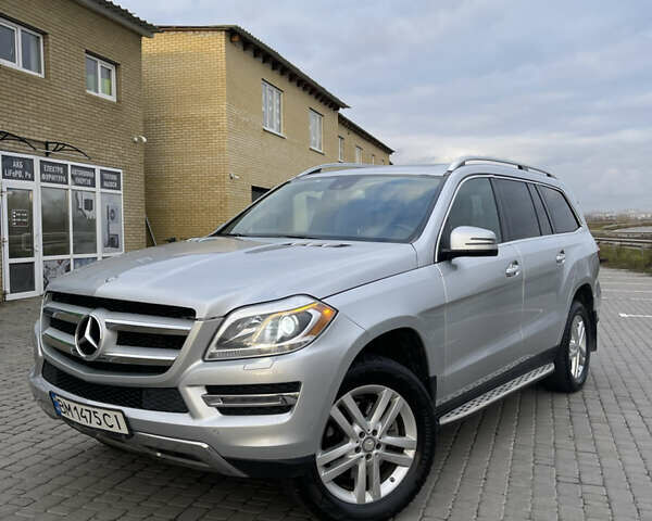 Серый Мерседес ГЛ-класс, объемом двигателя 3 л и пробегом 240 тыс. км за 22900 $, фото 1 на Automoto.ua