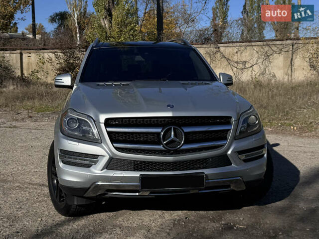 Мерседес ГЛ-класс 2013 в Белгород-Днестровском на Automoto.ua Серый Мерседес ГЛ-класс, объемом двигателя 3 л и пробегом 249 тыс. км за 24500 $, фото 1 на Automoto.ua