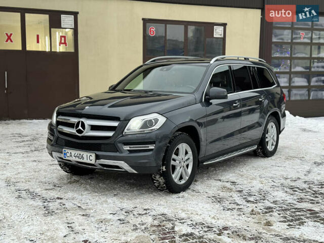 Сірий Мерседес ГЛ-Клас, об'ємом двигуна 3 л та пробігом 182 тис. км за 34300 $, фото 1 на Automoto.ua