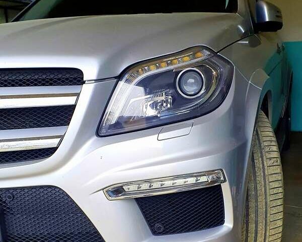 Серый Мерседес ГЛ-класс, объемом двигателя 4.7 л и пробегом 41 тыс. км за 50000 $, фото 1 на Automoto.ua