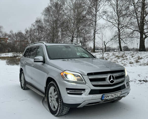 Серый Мерседес ГЛ-класс, объемом двигателя 3 л и пробегом 242 тыс. км за 19900 $, фото 1 на Automoto.ua