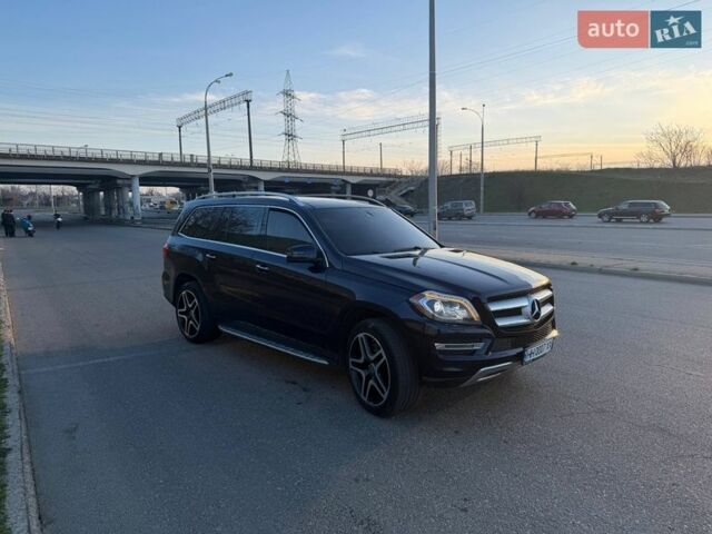 Синий Мерседес ГЛ-класс, объемом двигателя 4.66 л и пробегом 165 тыс. км за 14500 $, фото 1 на Automoto.ua
