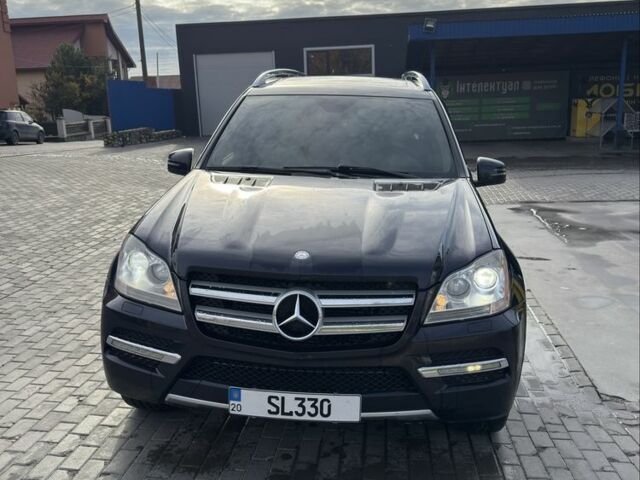 Синий Мерседес ГЛ-класс, объемом двигателя 3 л и пробегом 297 тыс. км за 25600 $, фото 1 на Automoto.ua