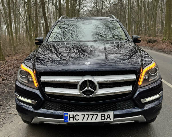 Синий Мерседес ГЛ-класс, объемом двигателя 2.99 л и пробегом 177 тыс. км за 27900 $, фото 1 на Automoto.ua