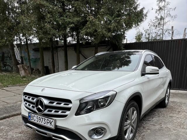 Білий Мерседес ГЛА-Клас, об'ємом двигуна 2 л та пробігом 109 тис. км за 24900 $, фото 1 на Automoto.ua