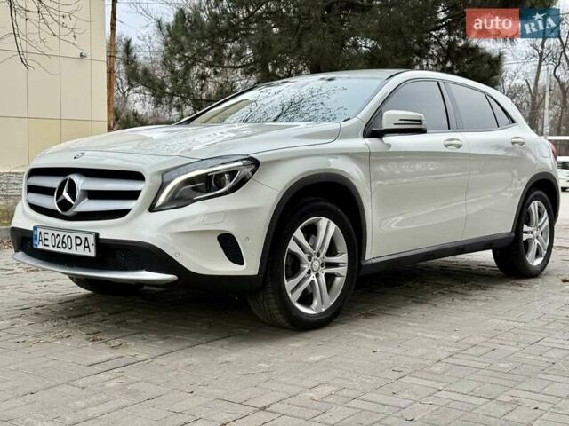 Білий Мерседес ГЛА-Клас, об'ємом двигуна 1.99 л та пробігом 90 тис. км за 16700 $, фото 1 на Automoto.ua