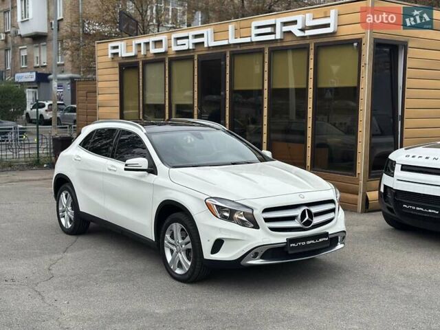 Белый Мерседес ГЛА-Класс, объемом двигателя 1.99 л и пробегом 145 тыс. км за 19500 $, фото 1 на Automoto.ua
