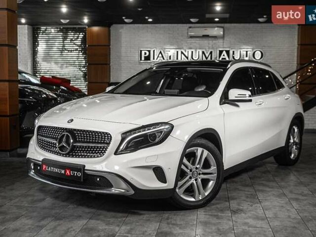 Белый Мерседес ГЛА-Класс, объемом двигателя 2.14 л и пробегом 123 тыс. км за 21900 $, фото 1 на Automoto.ua