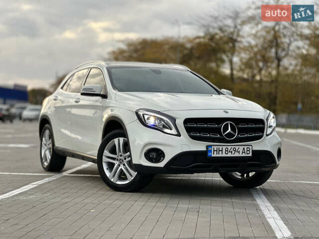 Мерседес ГЛА-Класс 2017 в Одессе на Automoto.ua Белый Мерседес ГЛА-Класс, объемом двигателя 1.99 л и пробегом 65 тыс. км за 20500 $, фото 1 на Automoto.ua