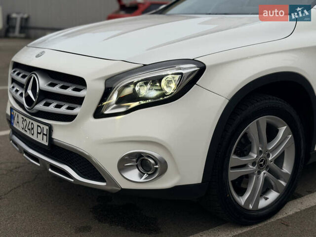 Белый Мерседес ГЛА-Класс, объемом двигателя 1.99 л и пробегом 38 тыс. км за 23900 $, фото 1 на Automoto.ua