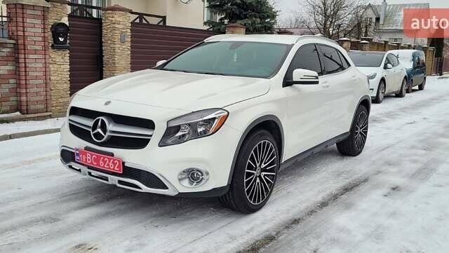 Білий Мерседес ГЛА-Клас, об'ємом двигуна 1.99 л та пробігом 72 тис. км за 17800 $, фото 1 на Automoto.ua