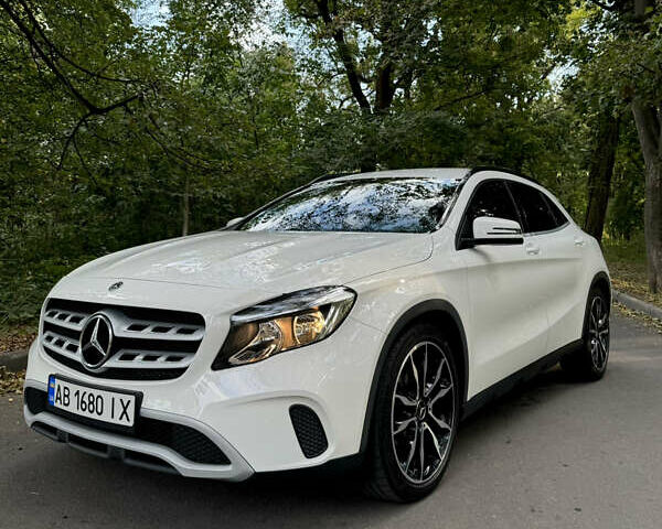 Белый Мерседес ГЛА-Класс, объемом двигателя 2.14 л и пробегом 200 тыс. км за 21700 $, фото 1 на Automoto.ua