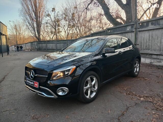 Черный Мерседес ГЛА-Класс, объемом двигателя 2 л и пробегом 69 тыс. км за 21590 $, фото 1 на Automoto.ua