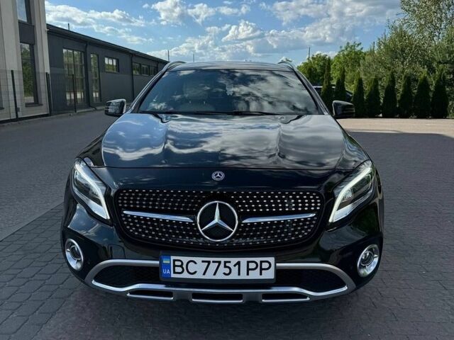 Чорний Мерседес ГЛА-Клас, об'ємом двигуна 1.99 л та пробігом 129 тис. км за 19800 $, фото 1 на Automoto.ua