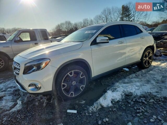 Мерседес ГЛА-Класс, объемом двигателя 1.99 л и пробегом 137 тыс. км за 2900 $, фото 1 на Automoto.ua