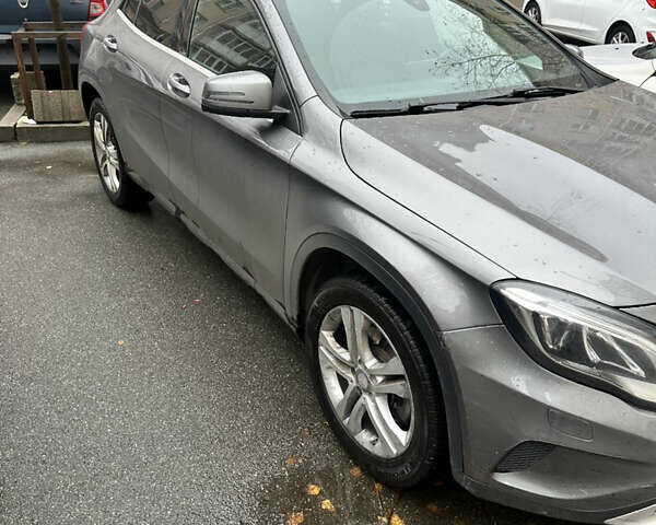 Сірий Мерседес ГЛА-Клас, об'ємом двигуна 1.99 л та пробігом 107 тис. км за 18500 $, фото 1 на Automoto.ua