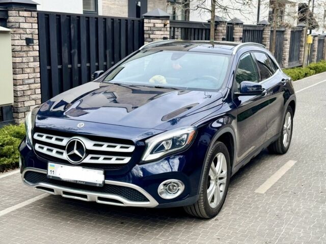 Синій Мерседес ГЛА-Клас, об'ємом двигуна 2 л та пробігом 56 тис. км за 20950 $, фото 1 на Automoto.ua