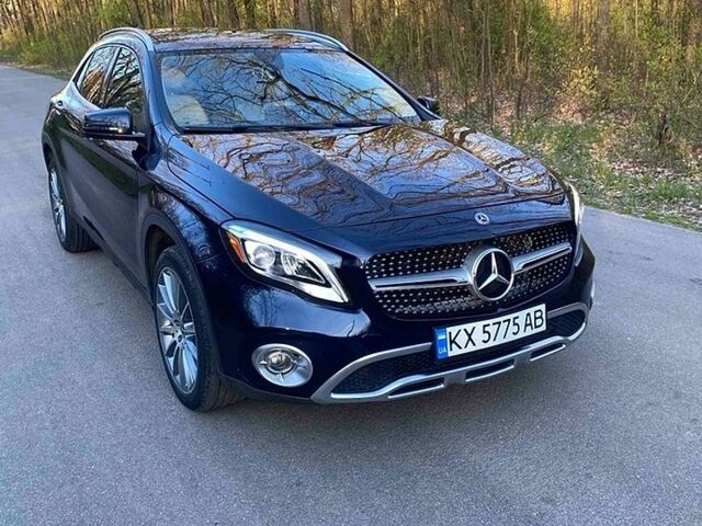 Синій Мерседес ГЛА-Клас, об'ємом двигуна 1.99 л та пробігом 155 тис. км за 25500 $, фото 1 на Automoto.ua
