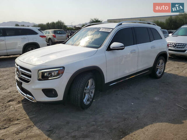 Білий Мерседес GLB-Class, об'ємом двигуна 2 л та пробігом 63 тис. км за 24000 $, фото 1 на Automoto.ua