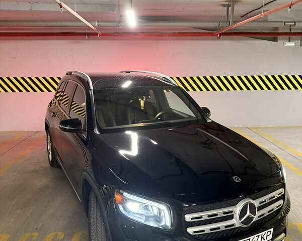 Чорний Мерседес GLB-Class, об'ємом двигуна 1.99 л та пробігом 60 тис. км за 31000 $, фото 1 на Automoto.ua
