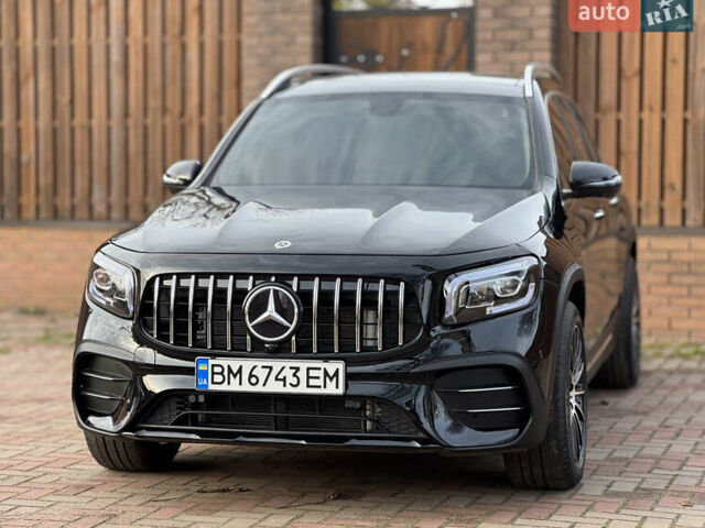 Черный Мерседес GLB-Class, объемом двигателя 1.99 л и пробегом 8 тыс. км за 43000 $, фото 1 на Automoto.ua