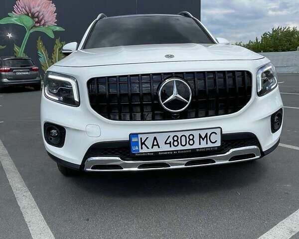 Мерседес GLB-Class, объемом двигателя 1.99 л и пробегом 16 тыс. км за 33500 $, фото 1 на Automoto.ua