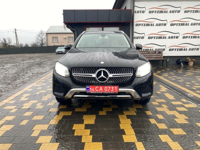 Черный Мерседес GLC 300, объемом двигателя 2 л и пробегом 214 тыс. км за 21950 $, фото 1 на Automoto.ua