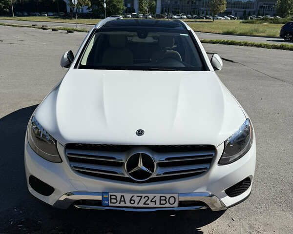 Білий Мерседес ГЛЦ-Клас, об'ємом двигуна 1.99 л та пробігом 91 тис. км за 25000 $, фото 1 на Automoto.ua