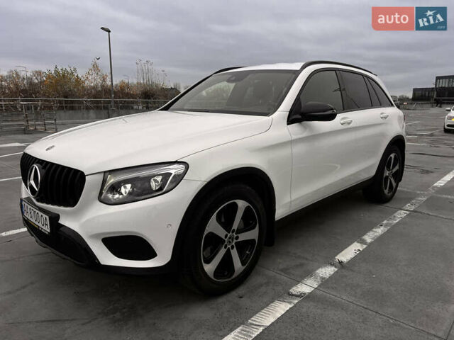 Білий Мерседес ГЛЦ-Клас, об'ємом двигуна 2.2 л та пробігом 33 тис. км за 39000 $, фото 1 на Automoto.ua