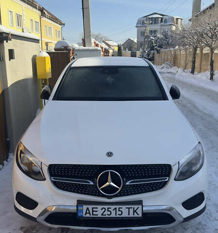 Білий Мерседес ГЛЦ-Клас, об'ємом двигуна 1.99 л та пробігом 95 тис. км за 32000 $, фото 1 на Automoto.ua