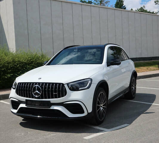 Белый Мерседес ГЛЦ-Класс, объемом двигателя 1.99 л и пробегом 79 тыс. км за 32500 $, фото 1 на Automoto.ua