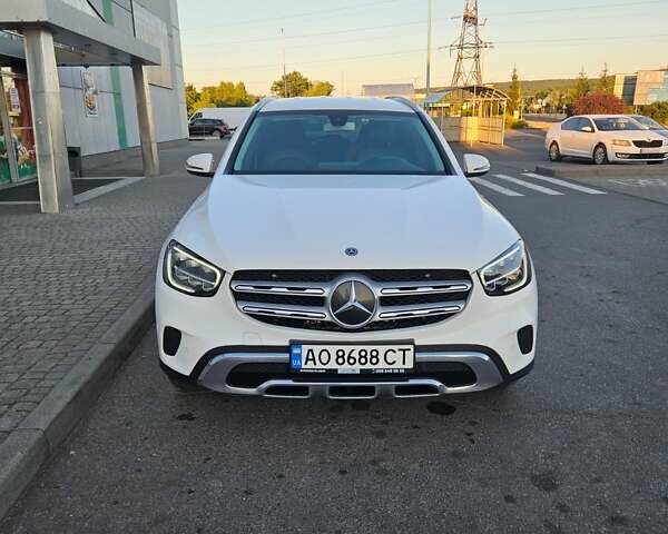 Мерседес ГЛЦ-Класс 2019 в Мукачеве на Automoto.ua Белый Мерседес ГЛЦ-Класс, объемом двигателя 2.2 л и пробегом 199 тыс. км за 38400 $, фото 1 на Automoto.ua