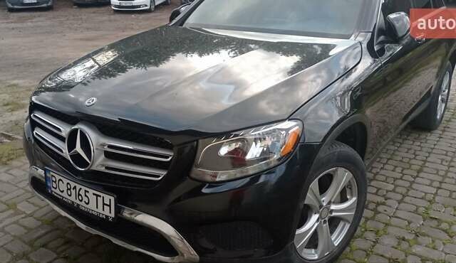 Черный Мерседес ГЛЦ-Класс, объемом двигателя 1.99 л и пробегом 124 тыс. км за 20500 $, фото 1 на Automoto.ua