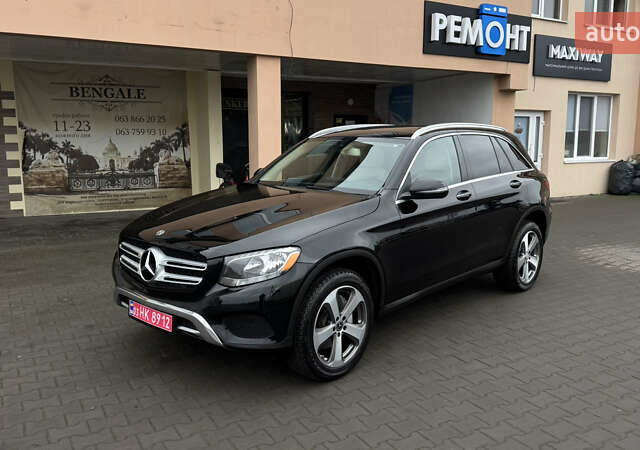 Черный Мерседес ГЛЦ-Класс, объемом двигателя 2 л и пробегом 179 тыс. км за 20800 $, фото 1 на Automoto.ua