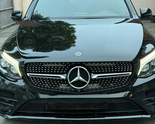 Черный Мерседес ГЛЦ-Класс, объемом двигателя 1.99 л и пробегом 100 тыс. км за 36000 $, фото 1 на Automoto.ua