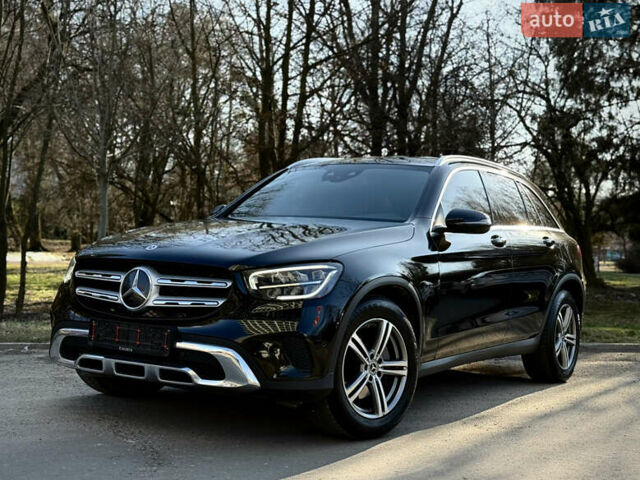 Чорний Мерседес ГЛЦ-Клас, об'ємом двигуна 2 л та пробігом 177 тис. км за 36800 $, фото 1 на Automoto.ua
