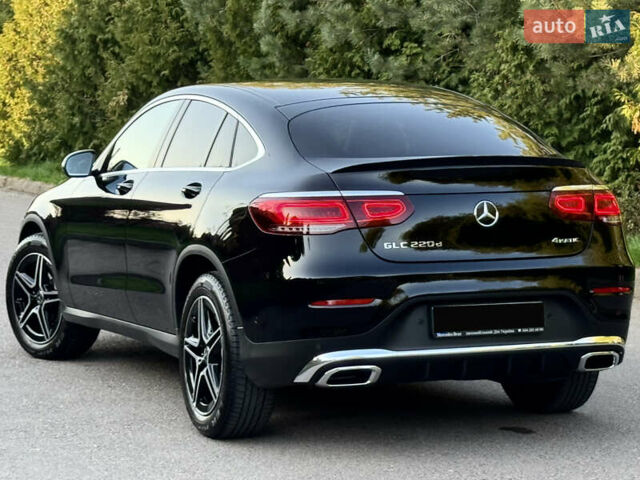 Черный Мерседес ГЛЦ-Класс, объемом двигателя 2 л и пробегом 50 тыс. км за 63950 $, фото 1 на Automoto.ua