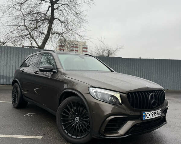 Коричневый Мерседес ГЛЦ-Класс, объемом двигателя 2.14 л и пробегом 126 тыс. км за 36000 $, фото 1 на Automoto.ua