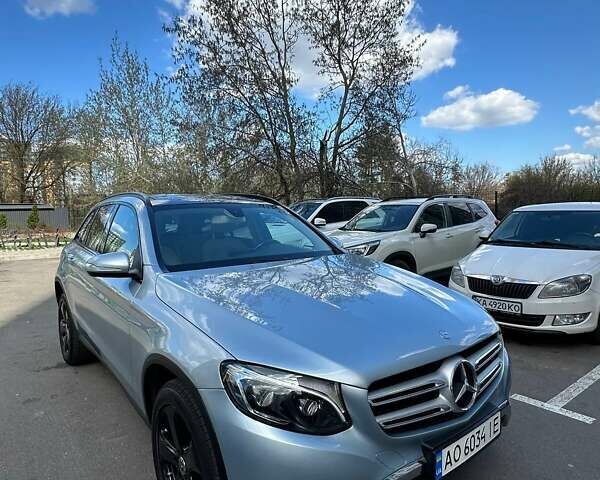 Серый Мерседес ГЛЦ-Класс, объемом двигателя 1.99 л и пробегом 93 тыс. км за 20600 $, фото 1 на Automoto.ua