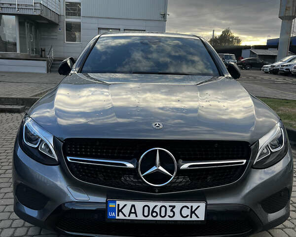 Серый Мерседес ГЛЦ-Класс, объемом двигателя 2.14 л и пробегом 120 тыс. км за 39999 $, фото 1 на Automoto.ua