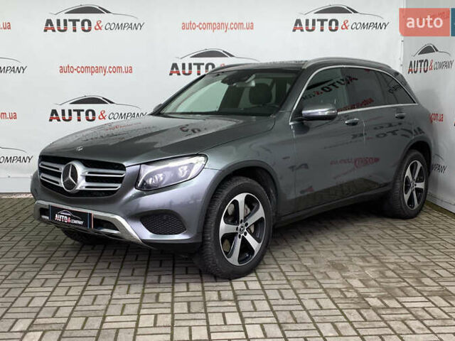 Серый Мерседес ГЛЦ-Класс, объемом двигателя 2 л и пробегом 159 тыс. км за 31450 $, фото 1 на Automoto.ua