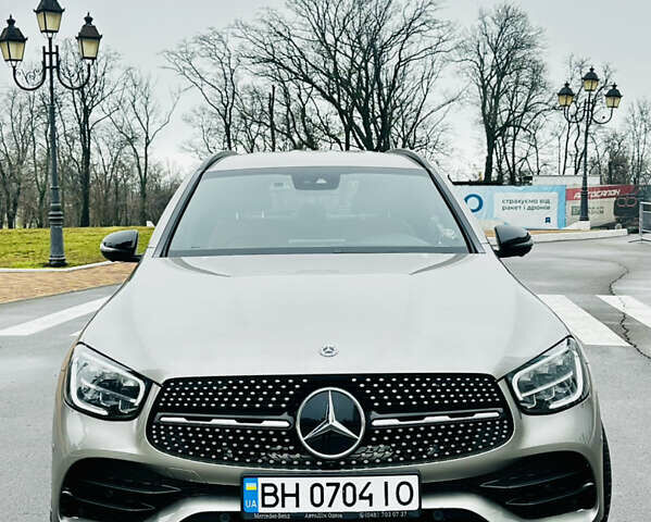 Сірий Мерседес ГЛЦ-Клас, об'ємом двигуна 1.95 л та пробігом 47 тис. км за 52000 $, фото 1 на Automoto.ua