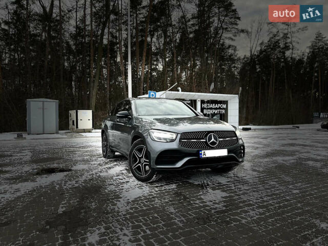 Серый Мерседес ГЛЦ-Класс, объемом двигателя 1.99 л и пробегом 35 тыс. км за 64000 $, фото 1 на Automoto.ua
